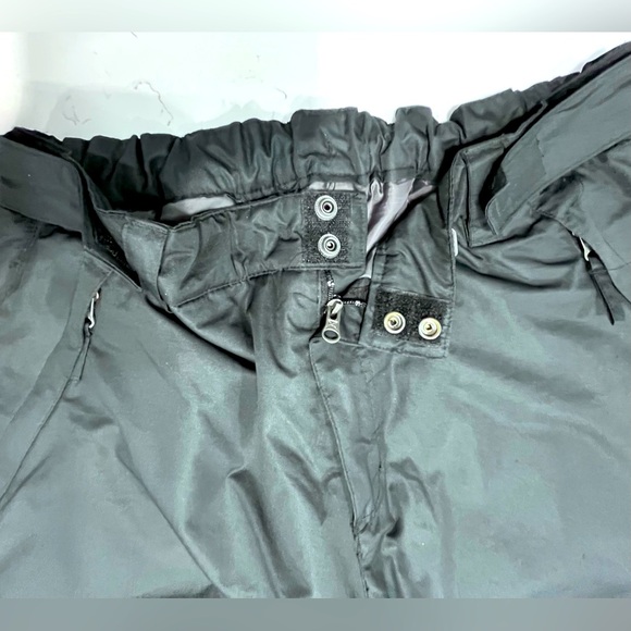 Arctix Black Ski Snow Pants insulated
Men’s Large Water Resistant - Picture 8 of 14